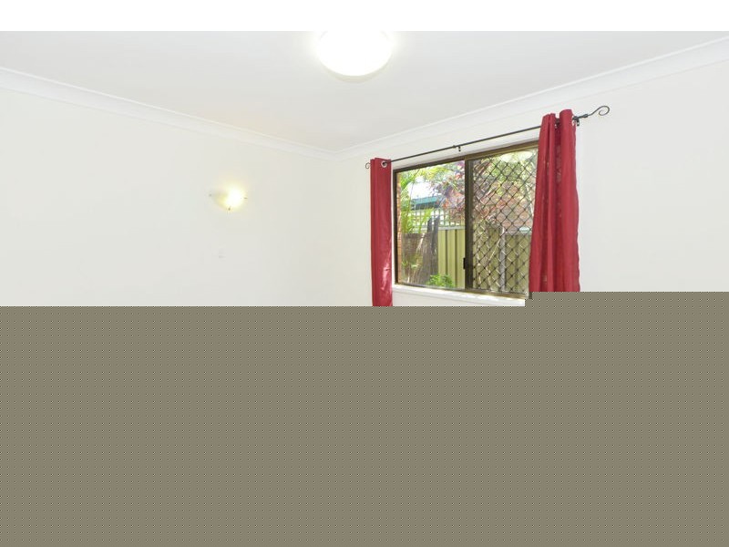 2/1 Heinemann Court, Kearneys Spring QLD 4350