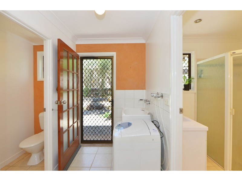 2/1 Heinemann Court, Kearneys Spring QLD 4350