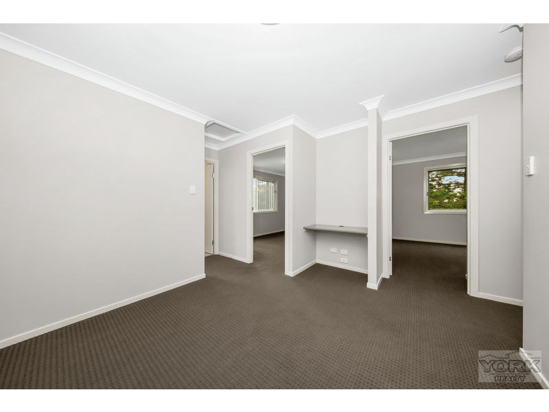 8/5 Messines Street, Harlaxton QLD 4350
