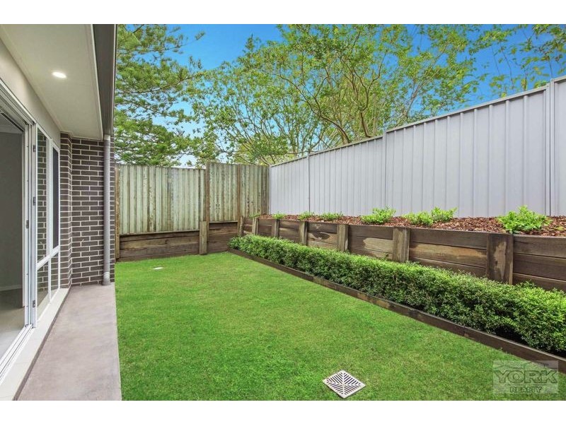 8/5 Messines Street, Harlaxton QLD 4350