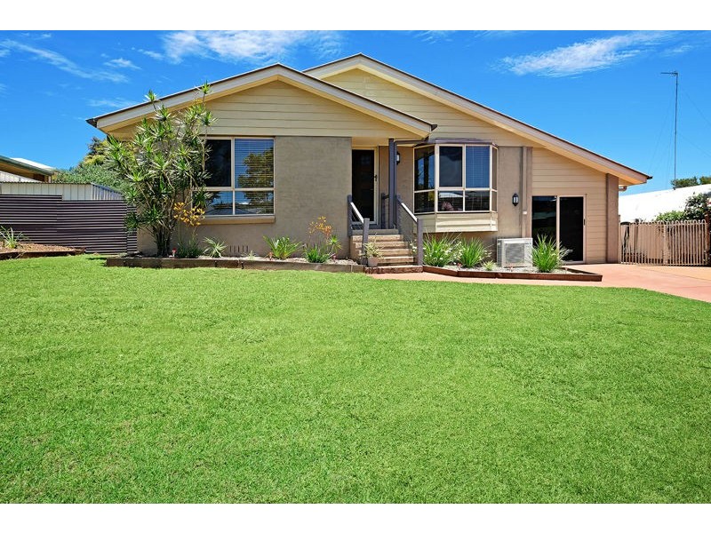 36 Catalina Drive, Wilsonton QLD 4350