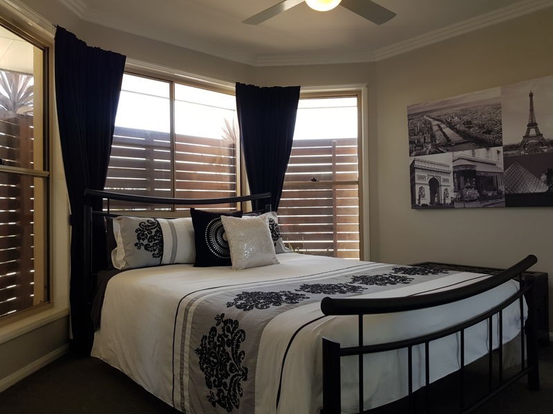 4/381 Greenwattle Street, Wilsonton QLD 4350
