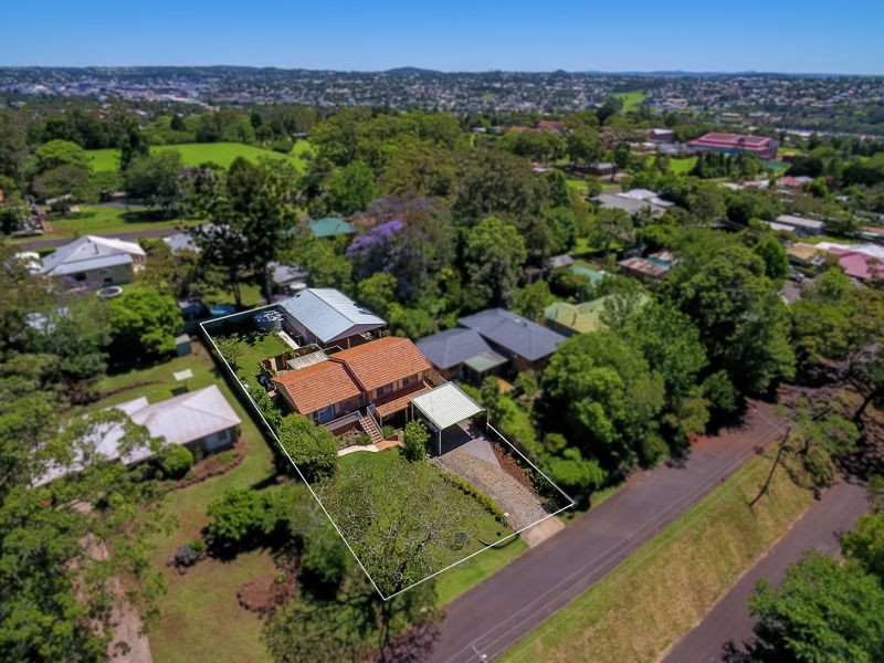 18a Mabel Street, Harlaxton QLD 4350