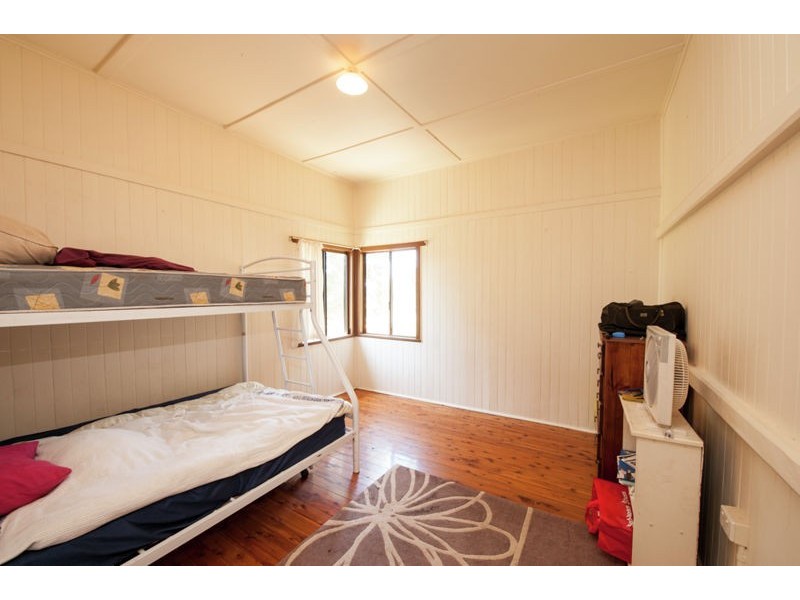 6 Short Street, Southbrook QLD 4363
