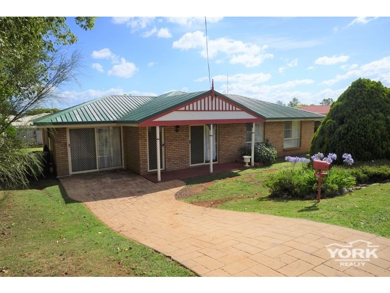 160 Hursley Road, Glenvale QLD 4350