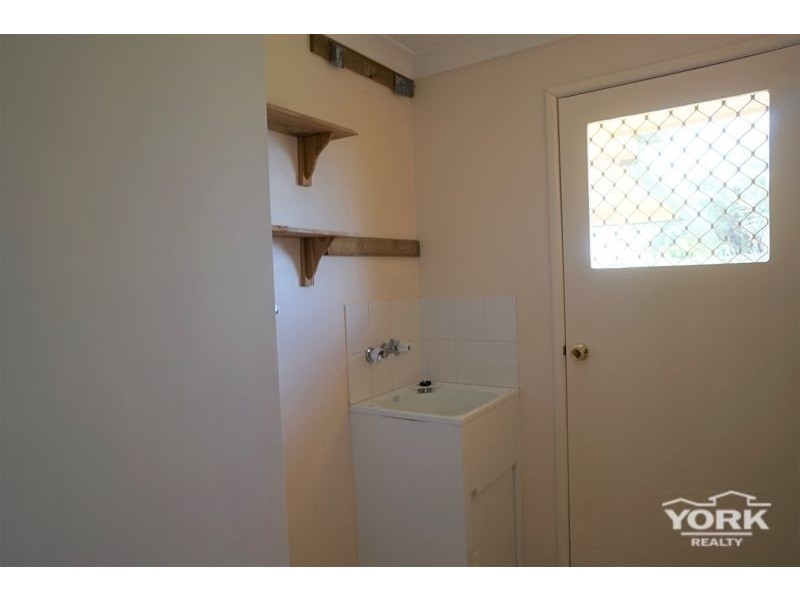 160 Hursley Road, Glenvale QLD 4350