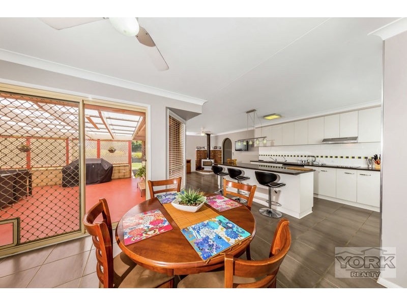 5 Schloss Court, Westbrook QLD 4350