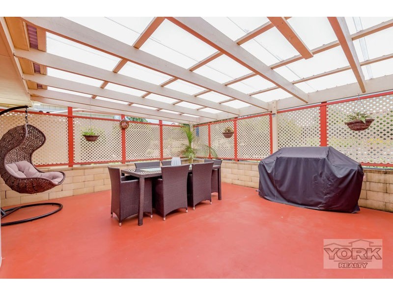 5 Schloss Court, Westbrook QLD 4350