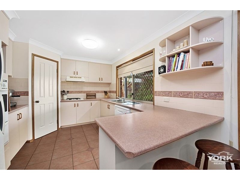 464 Hume Street, Middle Ridge QLD 4350