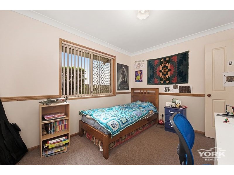 464 Hume Street, Middle Ridge QLD 4350
