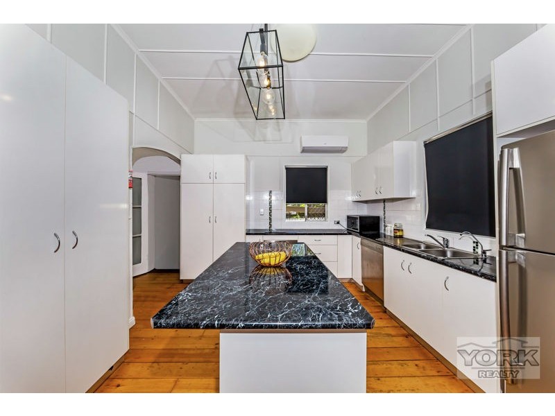 41a Wallace Street, Newtown QLD 4350