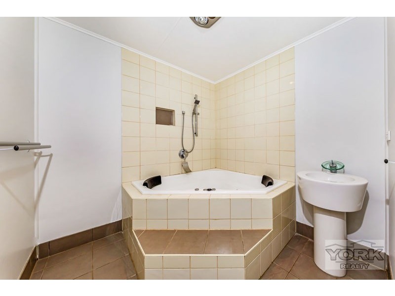 41a Wallace Street, Newtown QLD 4350