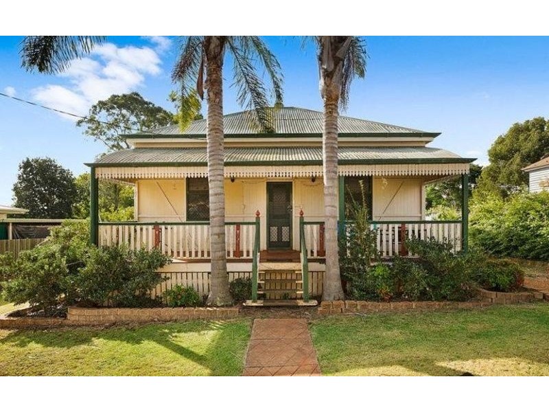 3 McCook Street, South Toowoomba QLD 4350