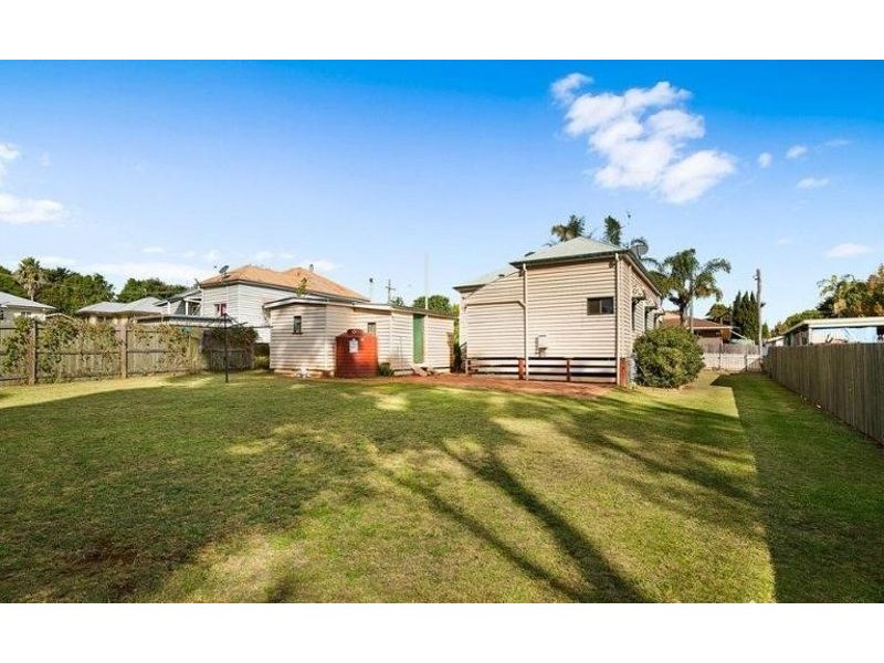 3 McCook Street, South Toowoomba QLD 4350