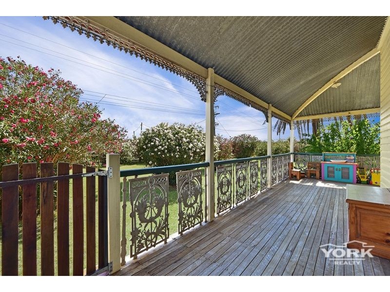 949 Clifton Pittsworth Road, Back Plains QLD 4361