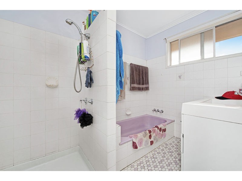 9 Gregory Street, Harlaxton QLD 4350