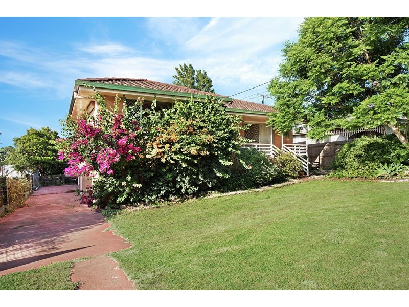 9 Gregory Street, Harlaxton QLD 4350