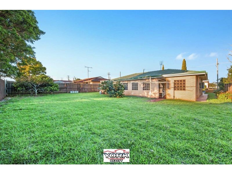 23 Denyer Street, Wilsonton QLD 4350