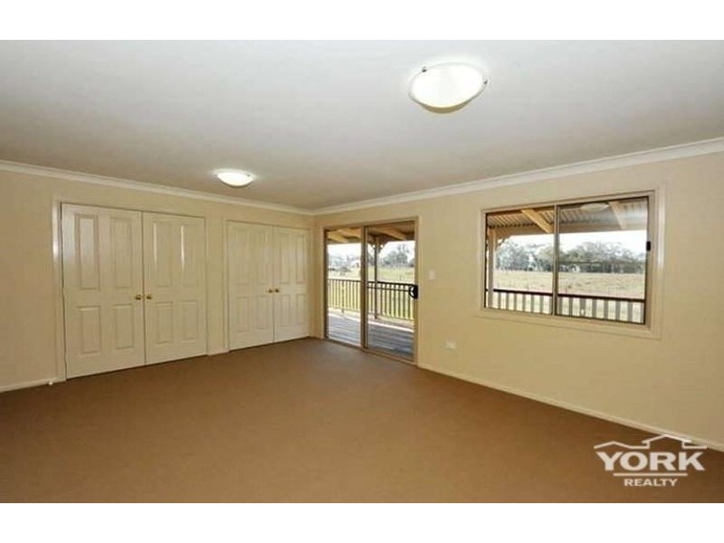 59 Cunningham Street, Oakey QLD 4401