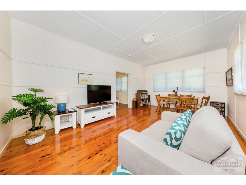 51 Buckland Street, Harristown QLD 4350