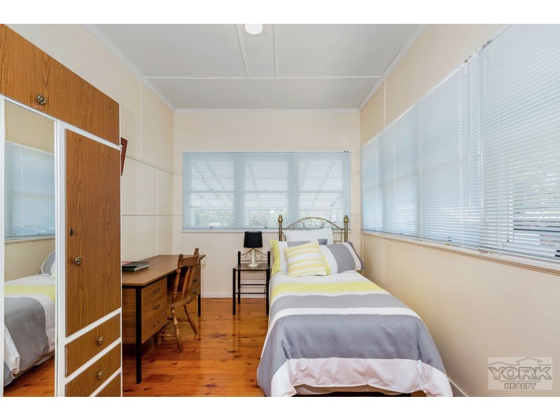 51 Buckland Street, Harristown QLD 4350