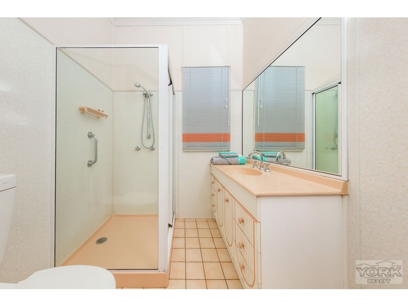 51 Buckland Street, Harristown QLD 4350