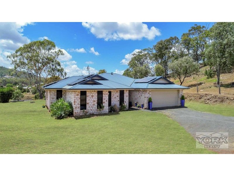 1 Saintly Place, Hodgson Vale QLD 4352