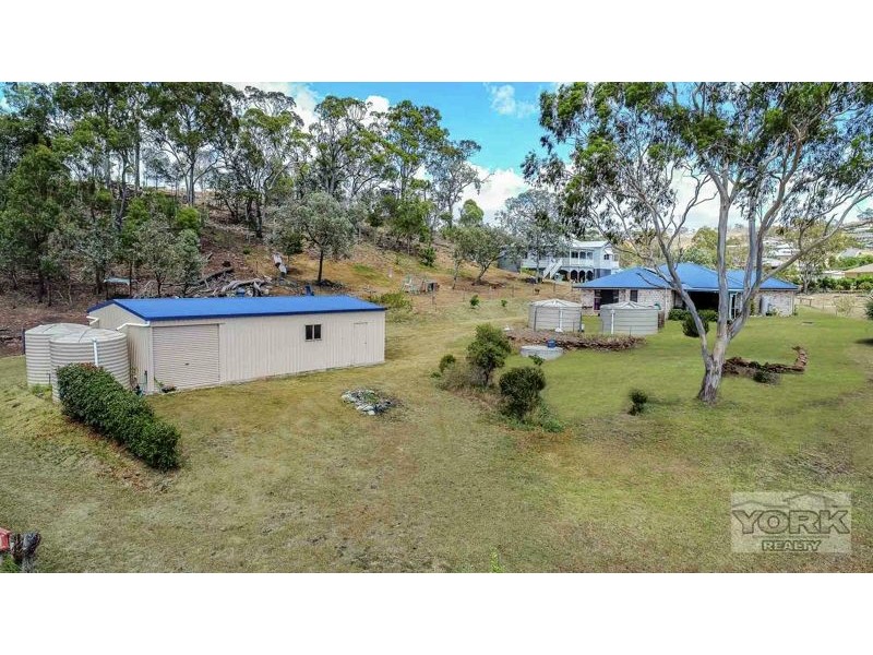 1 Saintly Place, Hodgson Vale QLD 4352