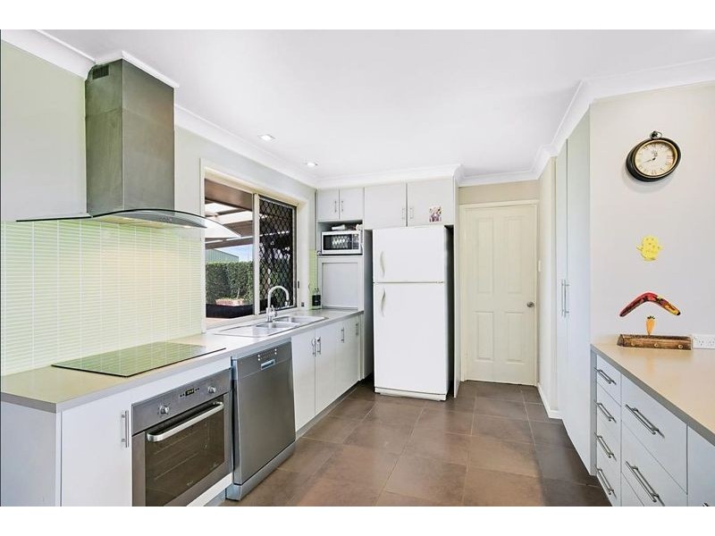 22 Schloss Court, Westbrook QLD 4350