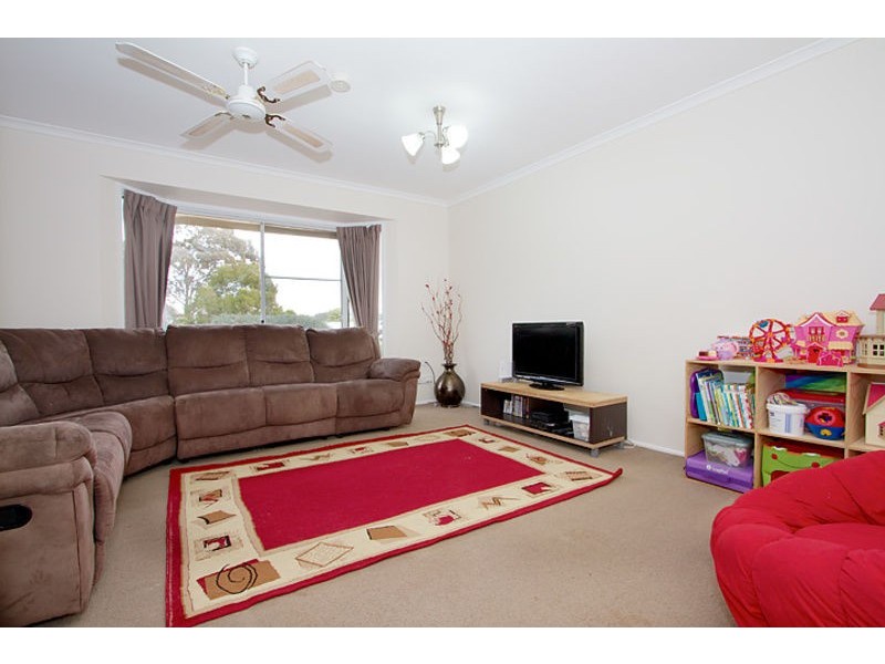 13 Bowden Court, Darling Heights QLD 4350