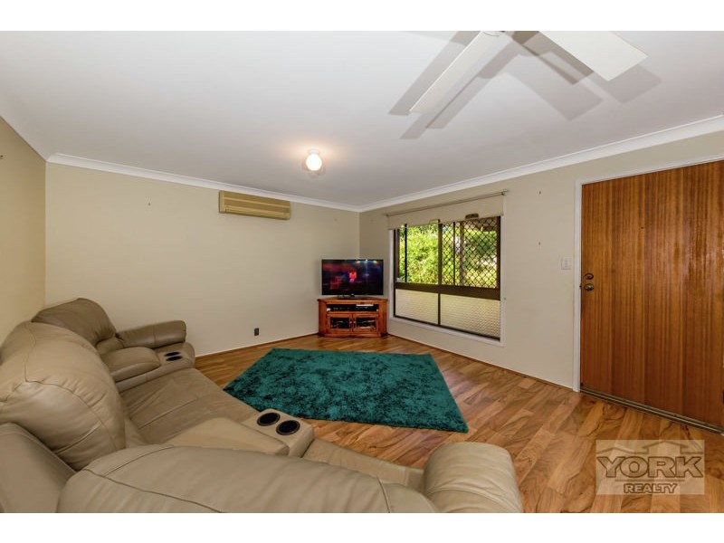 34 Miranda Drive, Wilsonton Heights QLD 4350