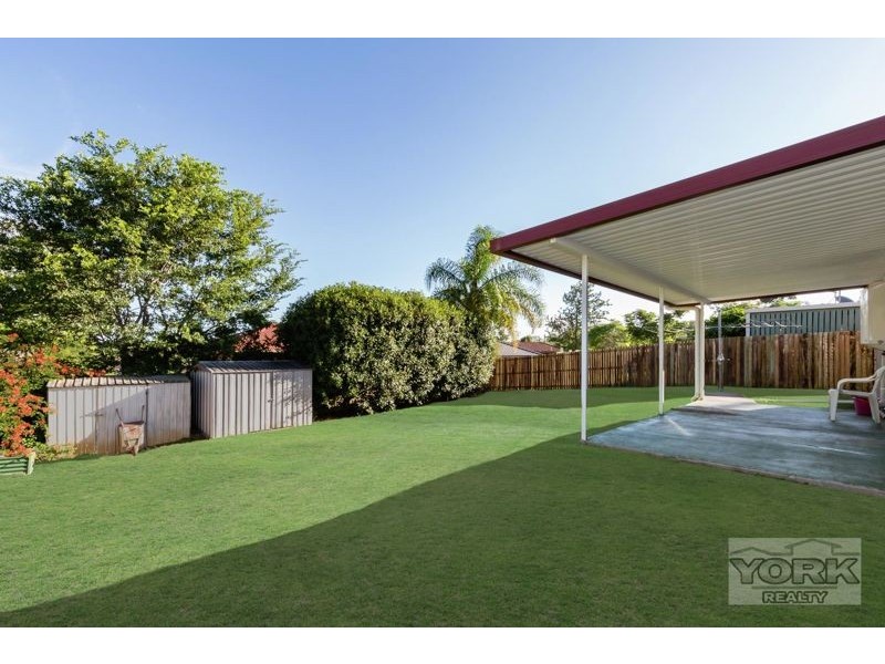 34 Miranda Drive, Wilsonton Heights QLD 4350