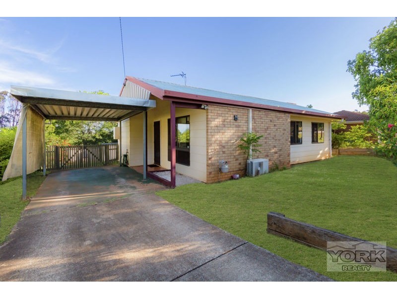 34 Miranda Drive, Wilsonton Heights QLD 4350