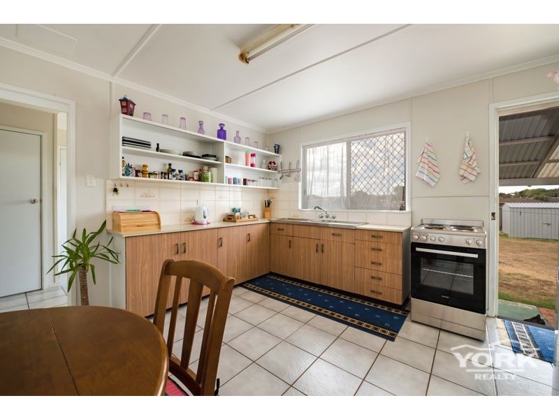 3 Janet Court, Wilsonton QLD 4350