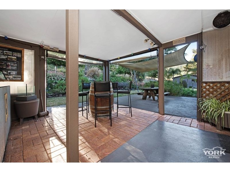 400 Upper Flagstone Creek Road, Upper Flagstone QLD 4344