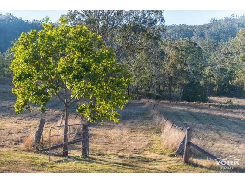 400 Upper Flagstone Creek Road, Upper Flagstone QLD 4344