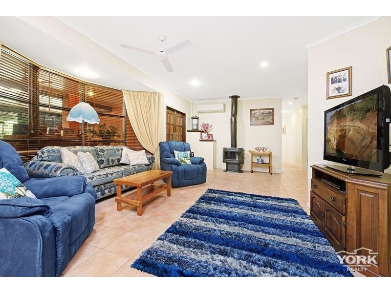 17 Diosma Drive, Highfields QLD 4352