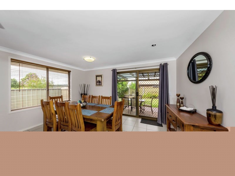 18 Nellie Street, Centenary Heights QLD 4350