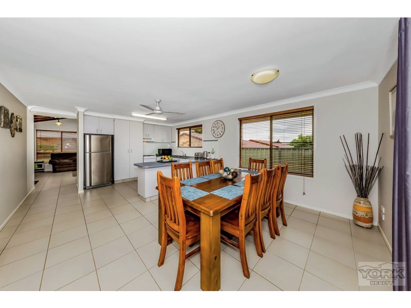 18 Nellie Street, Centenary Heights QLD 4350