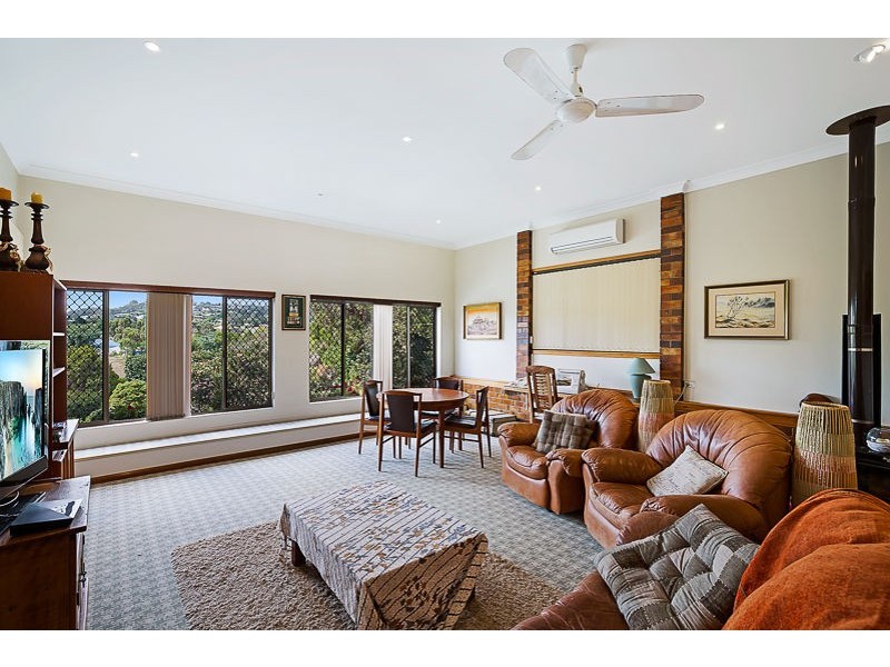 12808 New England Highway, Hodgson Vale QLD 4352