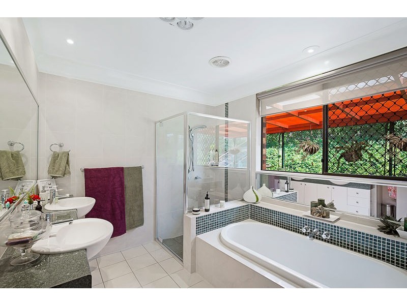 12808 New England Highway, Hodgson Vale QLD 4352