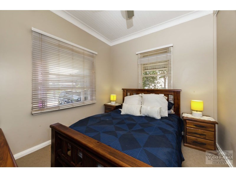 7 Ranfurly Street, Newtown QLD 4350