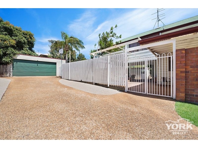 174 Perth Street, South Toowoomba QLD 4350