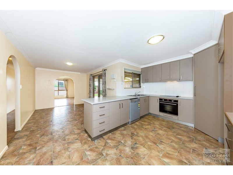 313 Stenner Street, Centenary Heights QLD 4350