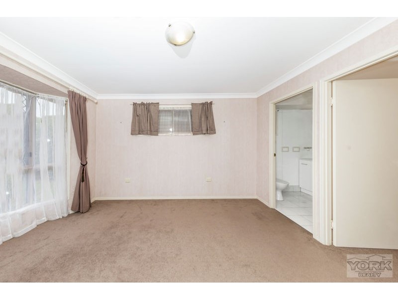 313 Stenner Street, Centenary Heights QLD 4350