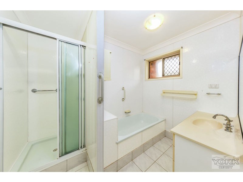 313 Stenner Street, Centenary Heights QLD 4350