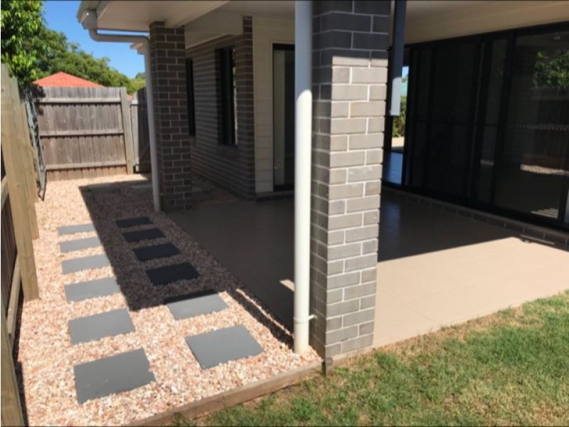 2/18 Mirle Street, Newtown QLD 4350