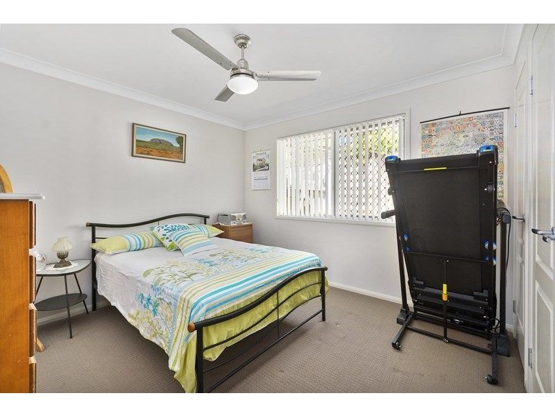 2/11 Hillside Street, Newtown QLD 4350