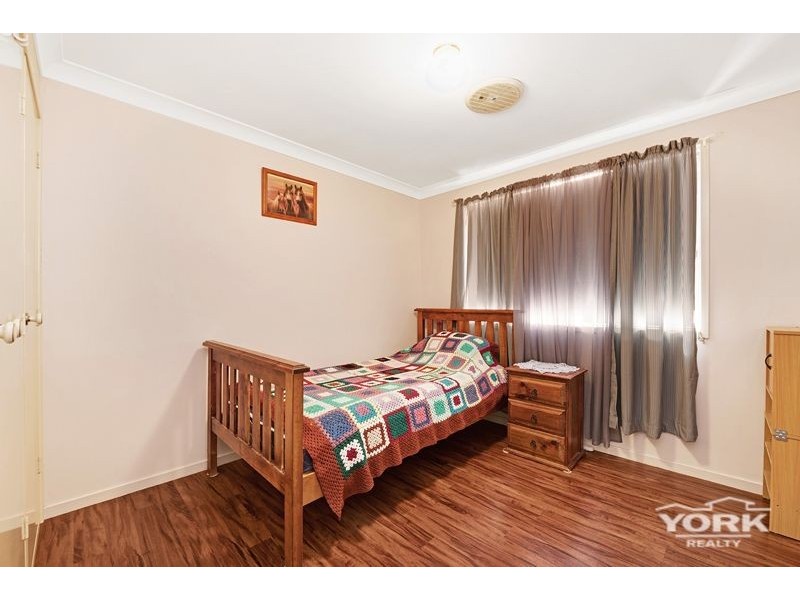 37 Horrocks Crescent, Kearneys Spring QLD 4350