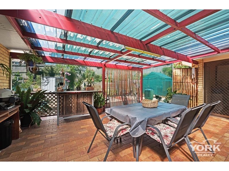 37 Horrocks Crescent, Kearneys Spring QLD 4350